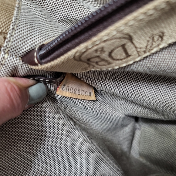 Dooney & Burke Tote with extras - Picture 2 of 10